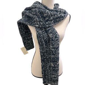 Noble Mount Scarf NWT